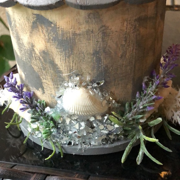 NWT Vintage style custom weathered birdhouse w/an orchid flair custom handmade - Picture 7 of 11